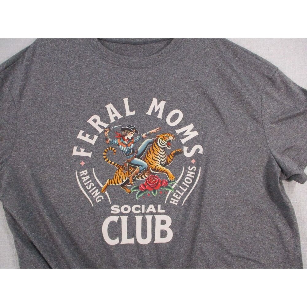 Feral Moms Social Club Graphic T-Shirt Heather Gray Short Sleeve Crewneck Cotton
